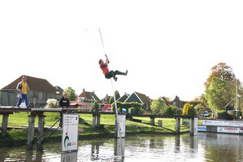 schoolkamp in friesland fierljeppen